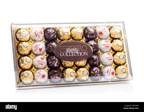 Un assortimento di dolci Ferrero, inclusi i Rocher
