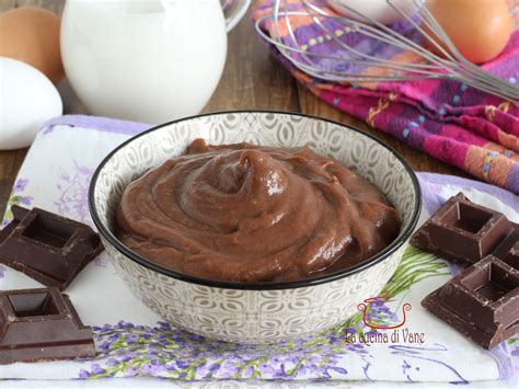 Crema pasticcera al cioccolato