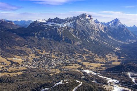 Vista panoramica delle montagne dell'Ortles da Solda