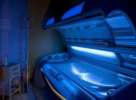 Lampade abbronzanti in un centro estetico