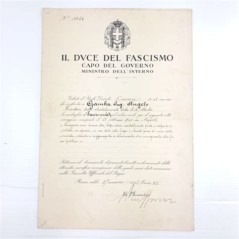 Documento ufficiale con sigilli