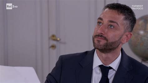 Giovani che si espongono al sole senza protezione