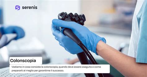 Immagine di un polipo colonico tubulare visualizzato durante una colonscopia.