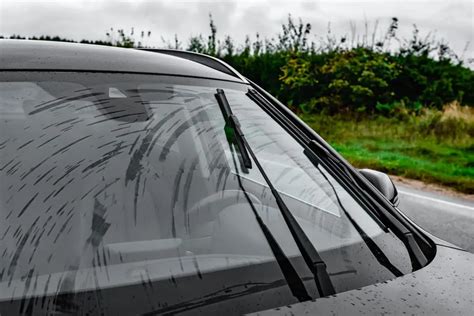 Diagramma che illustra il frit e i puntini sul parabrezza