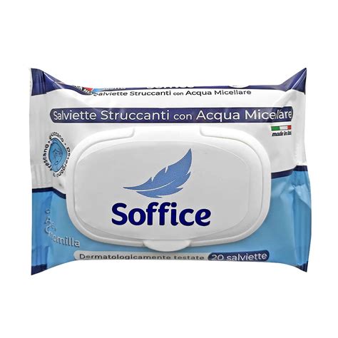 Salviettine struccanti in confezione