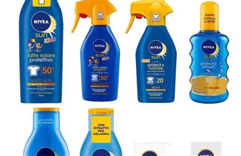 Diverse marche di creme solari in offerta