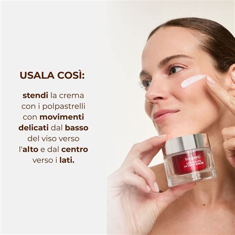 Confronto tra pelle con e senza crema antirughe (illustrativo)
