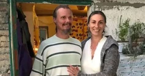 famiglia che usa bagnoschiuma