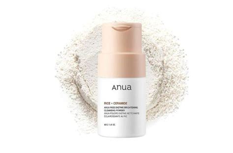 Schema di una routine skincare coreana minimalista con prodotti Anua