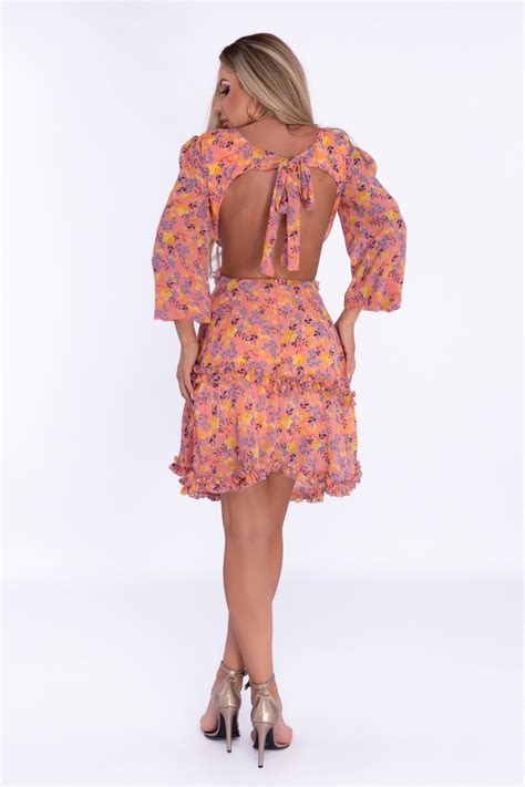 Rochie baby doll scurtă cu imprimeu floral și volane