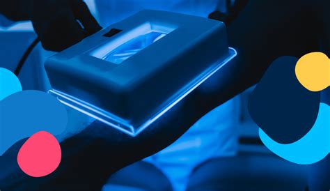 Lampada di Wood che evidenzia il melasma