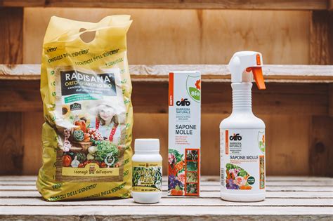 immagine di una linea di prodotti biologici per la cura dei bambini